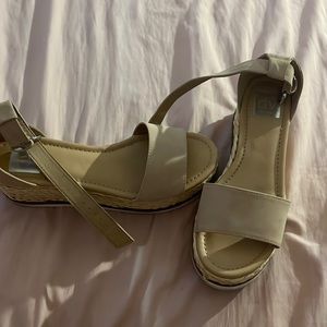 Dolce vita wedges